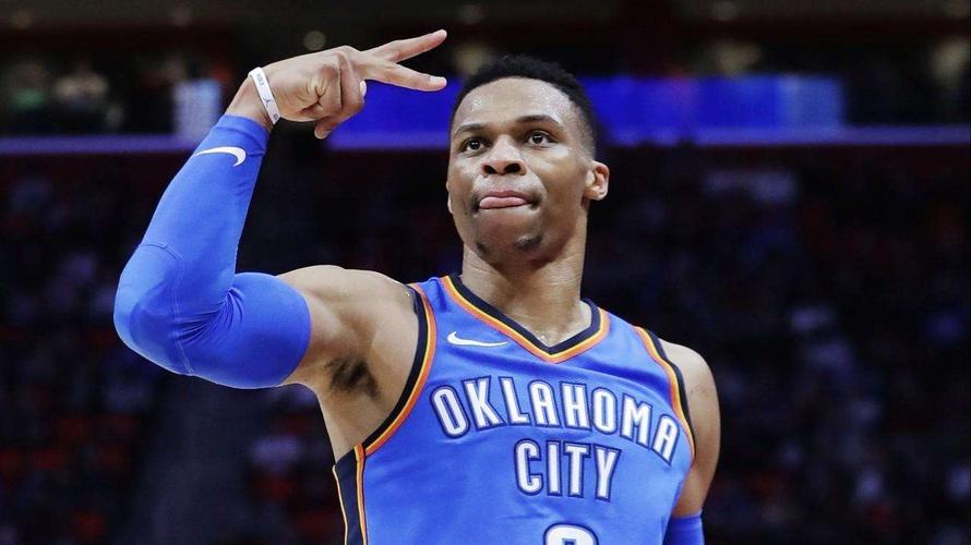威少为爱犬庆生:十一岁依然风采不减🐾🦴 你是真正的MVP!