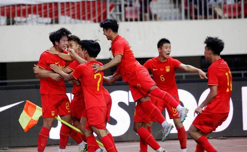 东体:U22国足亚洲杯分组避开强敌,U20队员的分量越来越重