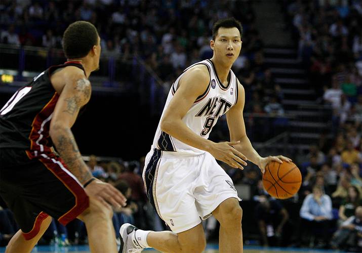 网记:很多前篮网球员都在NBA中国赛上亮相 但易建联在哪里呢