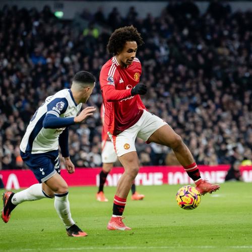 罗马诺:齐尔克泽对出场时间少感到不满,西汉姆联对其感兴趣