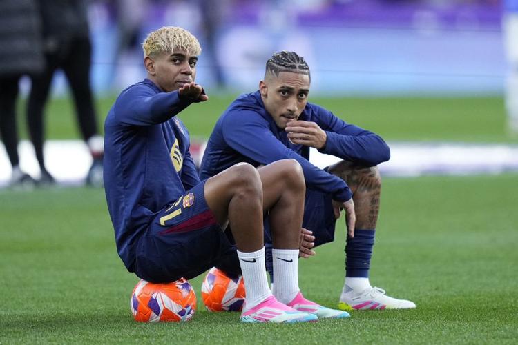 拉菲尼亚:巴西国家队需要内马尔,就像阿根廷需要梅西一样