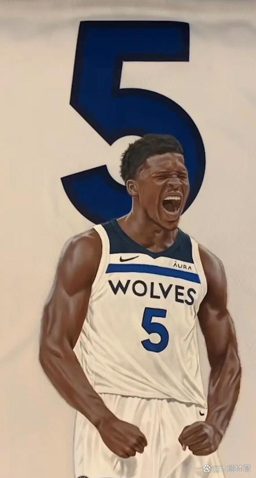 找找状态！爱德华兹半场11中4拿到10分6板2助 出现3次失误