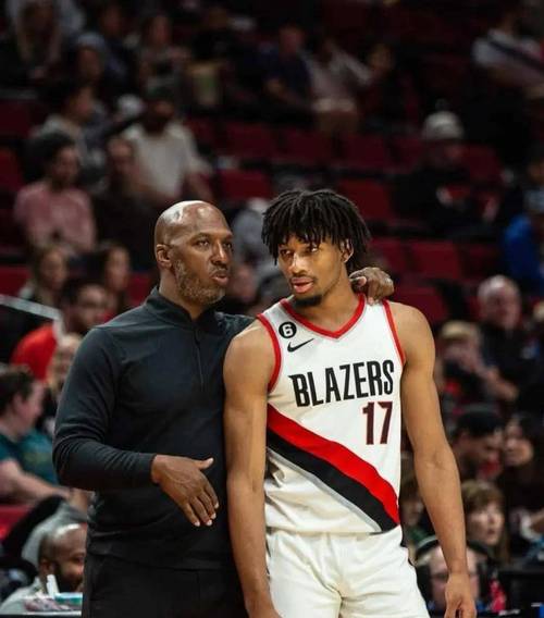 22年7号秀!Shams:开拓者与夏普签下4年9000万提前续约合同!