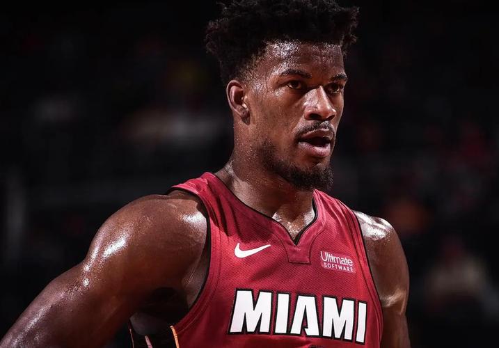 名嘴:热火阵容杂乱无章但擅长后程发威 进季后赛应该没问题