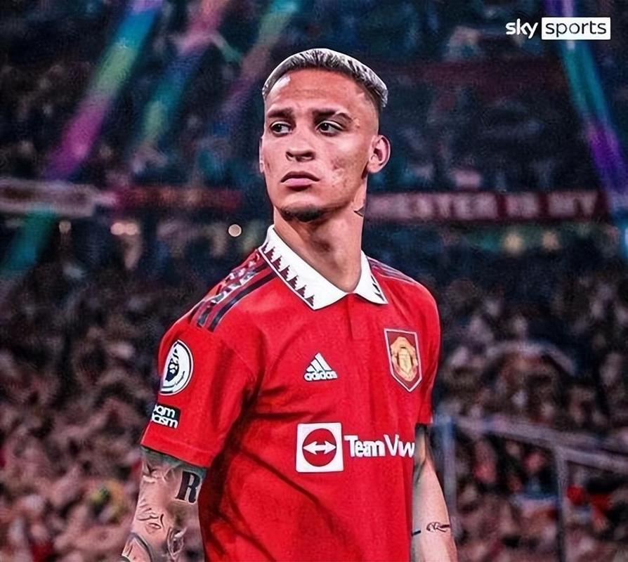 英媒:西汉姆准备冬窗求租齐尔克泽,曼联不愿意放人