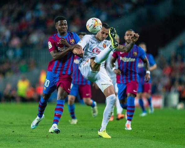 巴萨vs黄潜的西甲海外赛被取消!切费林:联赛就该在本土进行