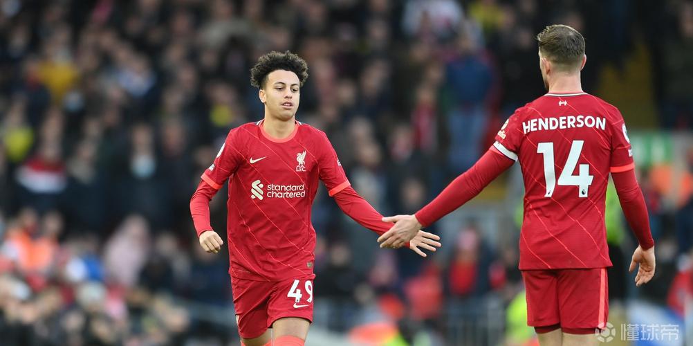 卢：拥有如此多球员选择很棒 需要15-20场来理顺轮换和化学反应