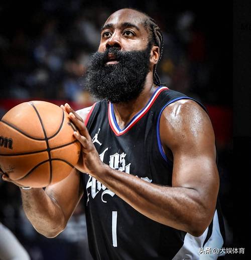 开张！哈登突入内线节奏变化蹬起跳投命中 拿下新赛季一血