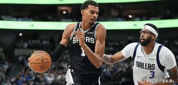 文班30分钟内砍40+15 历史第三人 比肩17浓眉和23恩比德