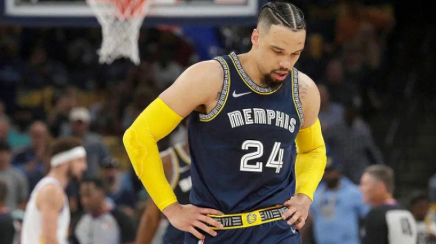 布克:我们需要狄龙带来的特质 这种能力既教不会也无法衡量