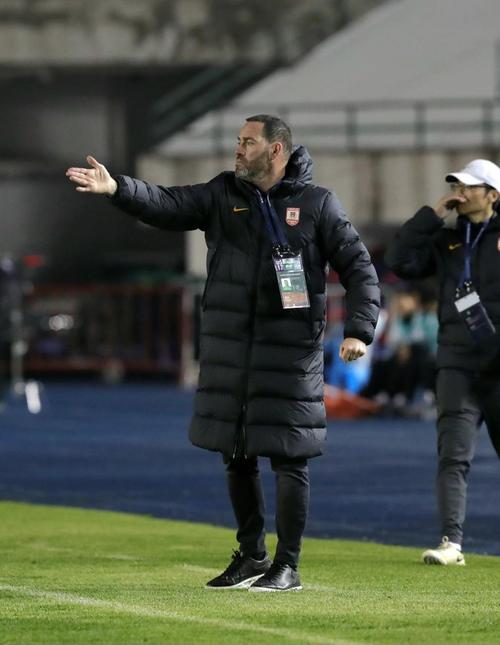 亚泰主场负于国安 主帅苏亚雷斯:向球迷表达歉意