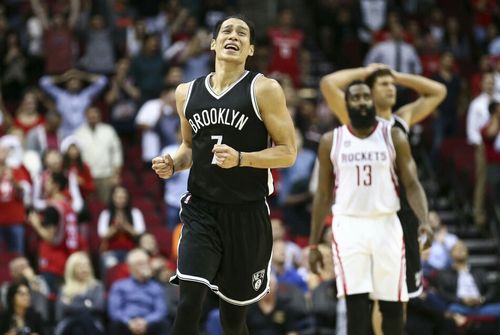 书豪：哈登开始斜眼看我&我打得也憋屈 深聊后关系和合作都更好了