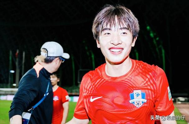 欧塞尔携手梅州客家达成青训战略合作 魏祥鑫即将登陆欧洲