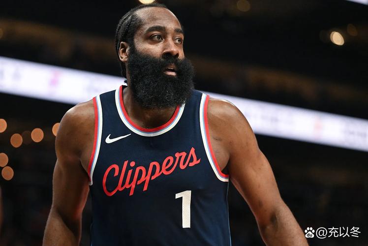 登哥还在贡献！火箭选中谢泼德的探花签是哈登交易中换来的