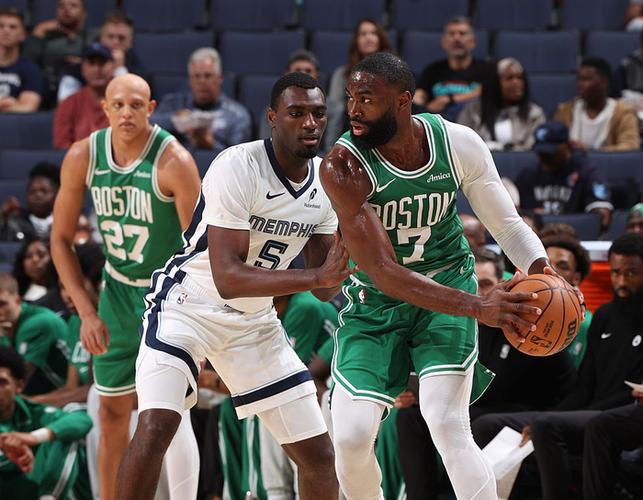 明日绿军对阵森林狼！杰伦·布朗、奎塔出战成疑 怀特大概率出战