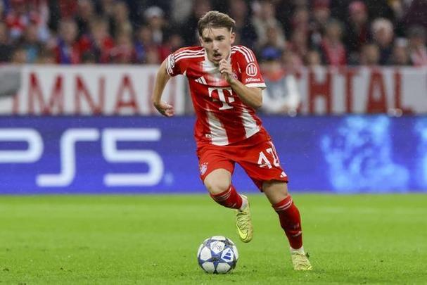 详细阅读:记者:拜仁和英超球队关注雨果·拉尔森,转会费5000万到5500万欧 记者:拜仁和英超球队关注雨果·拉尔森,转会费5000万到5500万欧