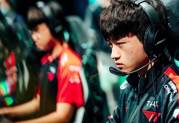 布翁乔尔诺:防守依靠全队的共同努力,我们赢得了很多直接对抗