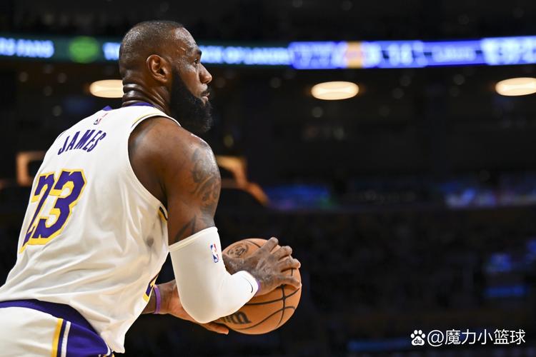 比肩伯德！布朗成队史第二位单场至少40分5板5助5断的球员